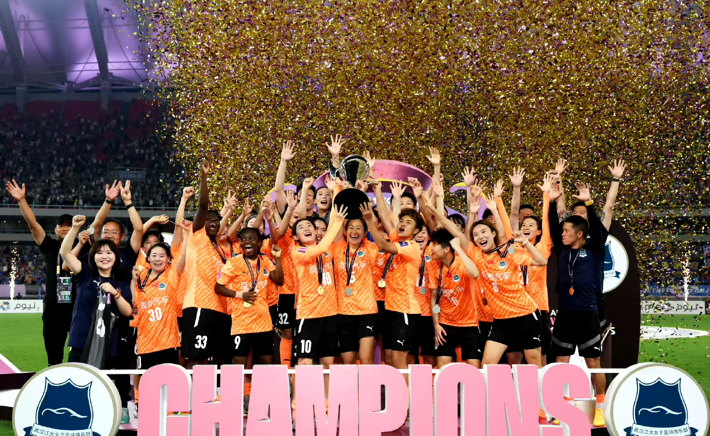 Ning重返赛场，出色发挥首场状态出色，塞尔维亚队观众沸腾！再创辉煌时刻的简单介绍星空登录